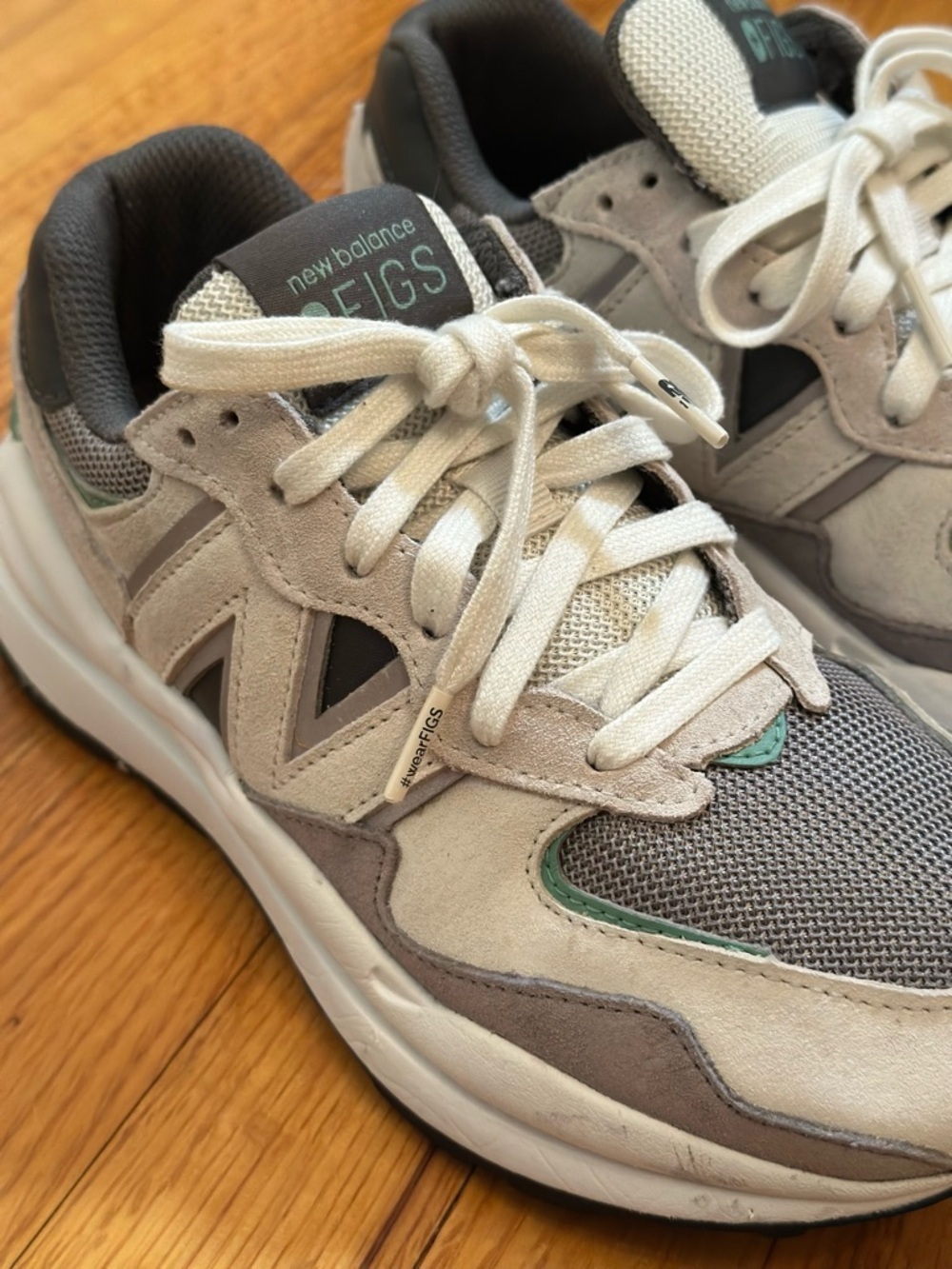 New Balance57/40 x Figs 'Eucalyptus Grey Men’s Size 5 - Picture 2 of 15